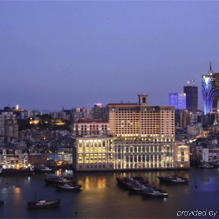 Sofitel Macau At Ponte 16 Hotell Eksteriør bilde The view of the hotel from the sea