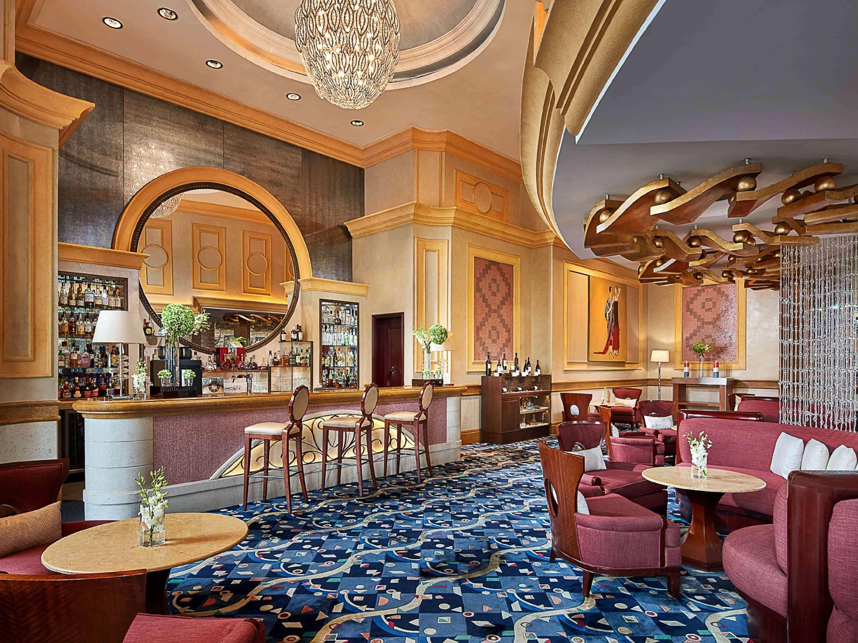 Sofitel Macau At Ponte 16 Hotell Eksteriør bilde The Bar