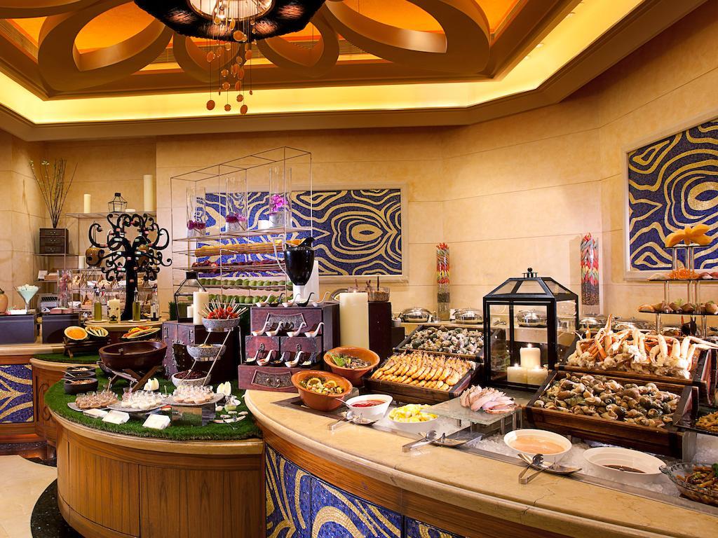 Sofitel Macau At Ponte 16 Hotell Eksteriør bilde The buffet at the Sands